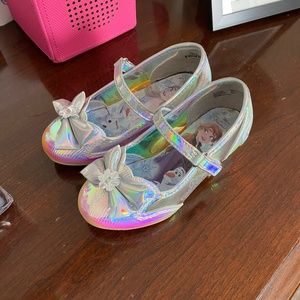 Disney Frozen Toddler size 9 shoes